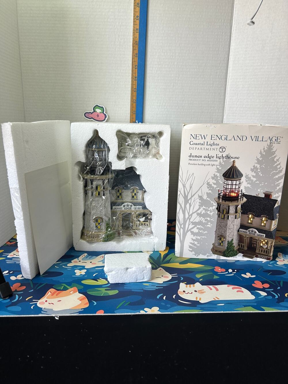 Department 56 New England Village Dunes Edge Lighthouse Coastal Lights